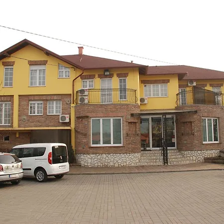 Bed & Breakfast Jovanje 2*